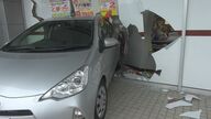 店に車突っ込む事故　そこにはレジが…運転していた80代男性｢ブレーキとアクセル踏み間違えた｣【新潟発】