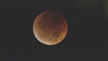 皆既月食2025　国内で約3年ぶり　次は2026年3月3日　長野・安曇野市