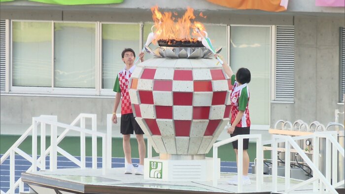 炬火の点火