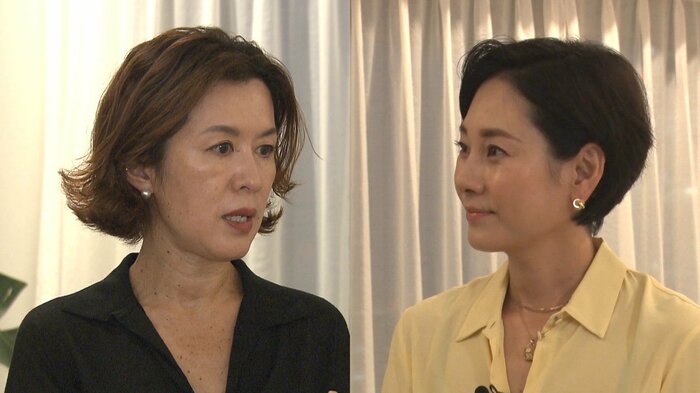 スタイリストの大草直子さん(左)と聞き手・島田彩夏アナ(右)