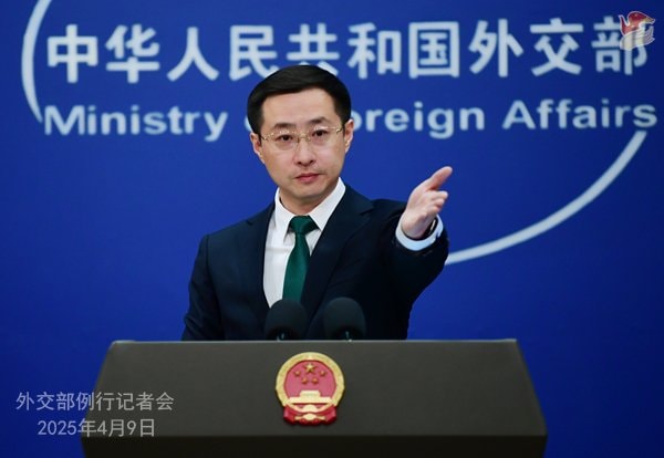 中国外務省の林剣報道官(4月9日)