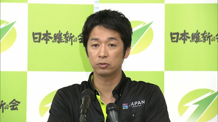自民党の河村建一氏を東京6区に擁立する方針を発表した維新・藤田幹事長(19日)