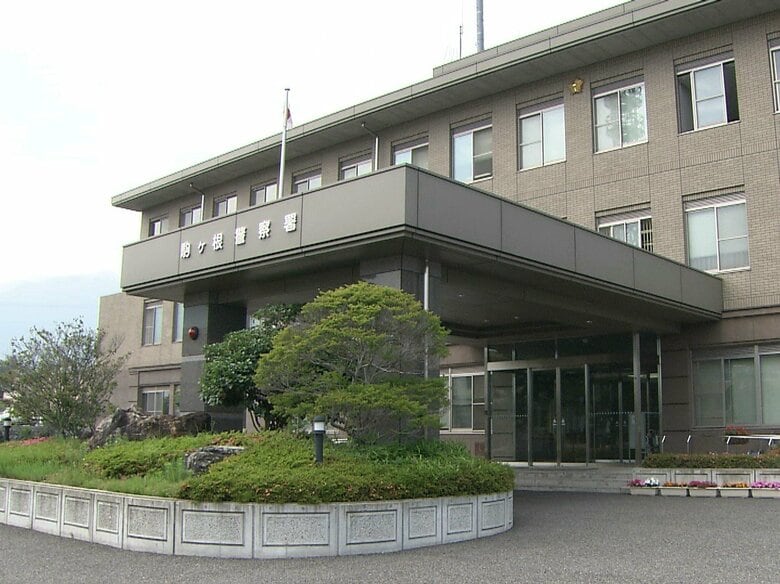 他人所有の畑をトラクターで耕し、野菜の苗約420本を掘り起こす　器物損壊の疑いで福島県の59歳男を逮捕　所有者と面識あり　動機など捜査｜FNNプライムオンライン