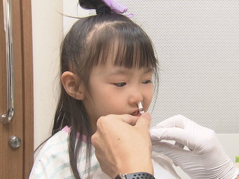 インフルエンザの流行入り…“痛くない検査とワクチン”が子供に好評 フルミストは注射でなく鼻の穴に吹きかけるだけ|FNNプライムオンライン