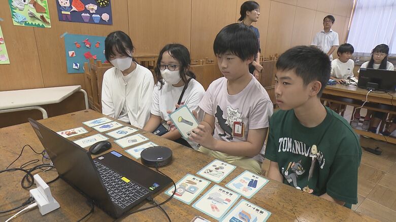 AIが先生役に…東海豪雨から25年 愛知県弥富市の小学校で防災学習 6年生がハザードマップの見方など学ぶ｜FNNプライムオンライン