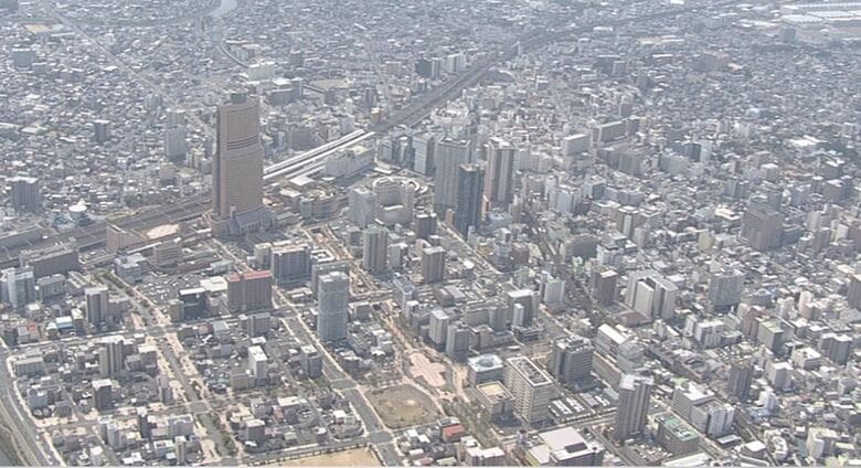 浜松市中心市街地でガス漏れか　国道も一時通行止めに　「マンホールからガス臭がする」と通報｜FNNプライムオンライン