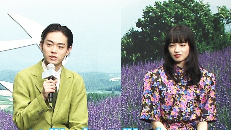 「ツーカーなんで」 まるで漫才?菅田将暉・小松菜奈 “運命を感じたこと”に思わず「こわっ」!?