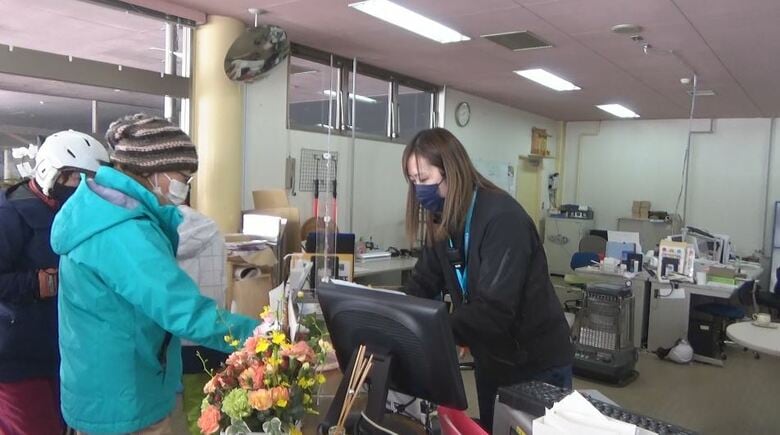 御嶽スキー場支配人・家高里加子さん