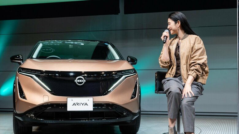 「GREEN PASS #2 CLEAN STAND発表会」に出席した小雪さん