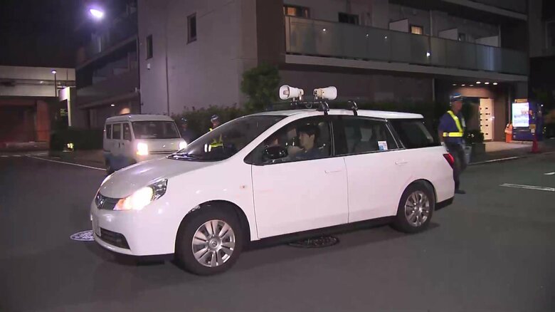 非常用飲料水が配られる様子