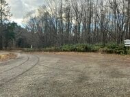 【速報】午前2時に江別市の公園駐車場でSNSで知り合った女性といると→男性が黒髪オールバックの男ら2人に襲われ数万円奪われる→“一時意識を失い”目を覚ますと男2人と女性もいない状況に〈北海道〉