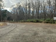 【速報】午前2時に江別市の公園駐車場でSNSで知り合った女性といると→男性が黒髪オールバックの男ら2人に襲われ数万円奪われる→“一時意識を失い”目を覚ますと男2人と女性もいない状況に〈北海道〉