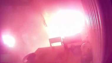 バッテリー爆発までの一部始終…煙が出てからわずか13秒の衝撃【中国トンデモ事件簿】