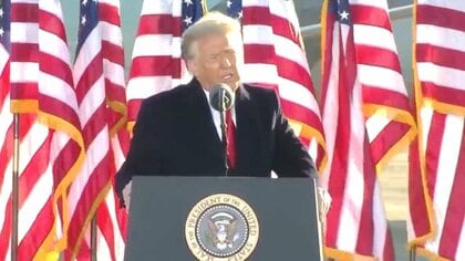 トランプ弾劾のカギは“違憲だから欠席”
