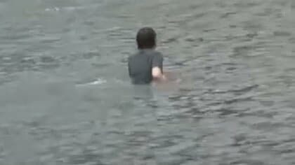 川に入る場合は大人も子供も「ひざ下」までに！　見えない“急な深み・複雑な流れ　死亡事故多発エリアも