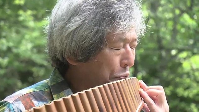 葛尾村に移住 パンフルート奏者の大束晋さん