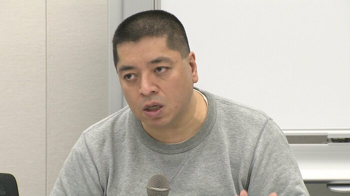 元外務省職員の佐藤優氏(2011年撮影)
