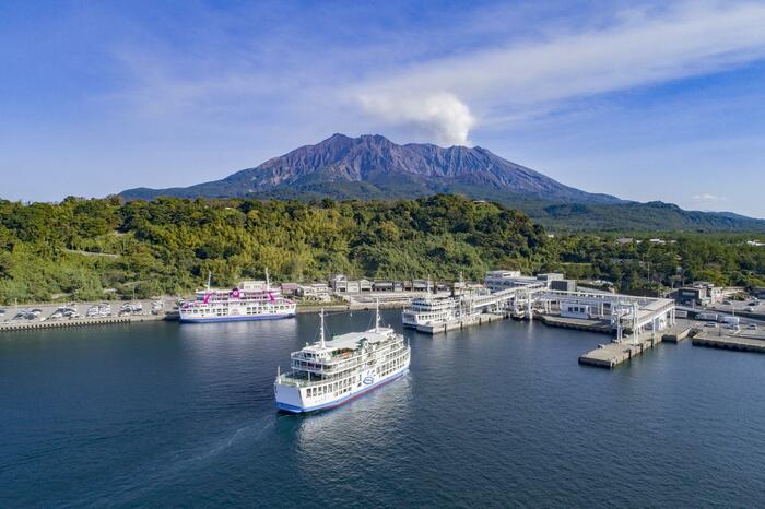 桜島にはフェリーで移動できる(引用:かごしま市観光ナビより)