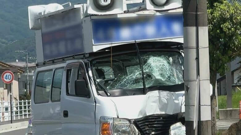 “街宣車”が電柱に衝突　同乗の県議会議員含む男女3人が重傷　知事選挙の街頭活動中に単独事故　長野｜FNNプライムオンライン