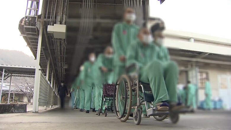 受刑者の高齢化が深刻な岡山刑務所…認知症や介助が必要な受刑者も コストの増加も課題