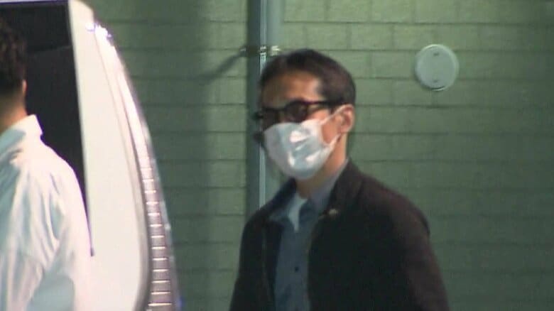 服役中の刑務所で知り合い、出所直後に強盗か　40代の男2人を逮捕　3月から相次ぐ空き巣に関与か｜FNNプライムオンライン