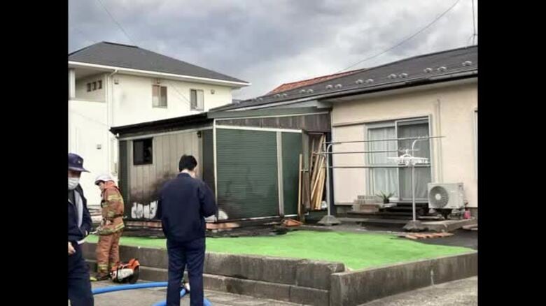 秋田市御野場で小屋を焼く火事　けが人なし　警察が不審火の可能性含め捜査｜FNNプライムオンライン