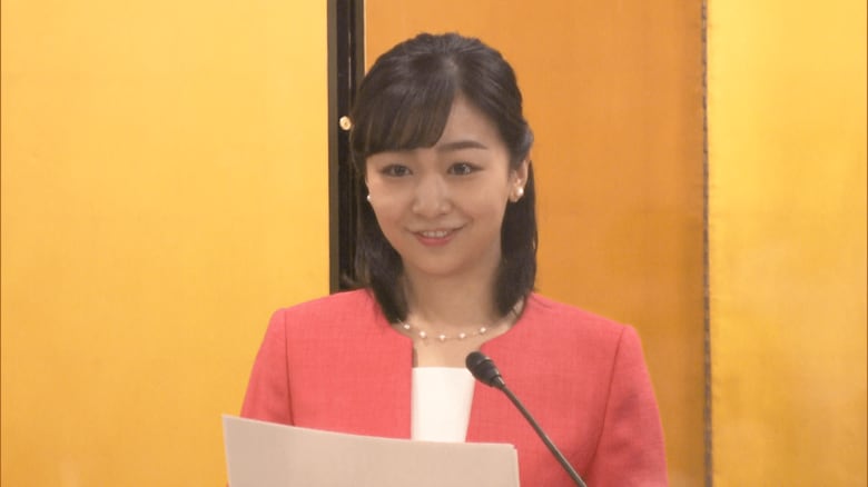 「産経児童出版文化賞」贈賞式に出席された佳子さま（6月3日）