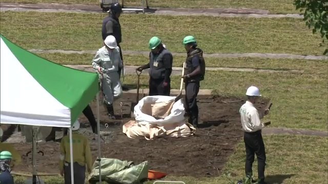 総理官邸の前庭での再生利用