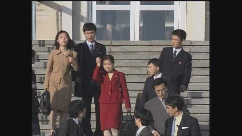 日本に向けて出発する拉致被害者の子供たち