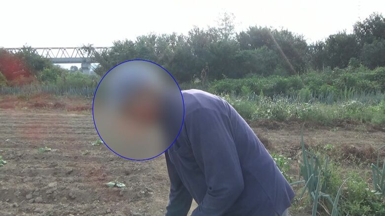 はじめは、記者の質問には答えず