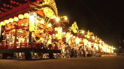 豪華絢爛な屋台と勇壮なはやしの競演、観客を魅了　夏の風物詩「花輪ばやし」開幕　秋田・鹿角市