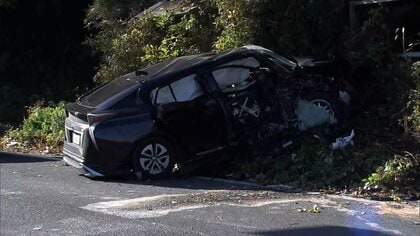 「中に2人取り残されている」10代男女5人乗った車がタンクローリーと衝突　16歳女性と19歳男性意識不明の重体　宮城・大崎市