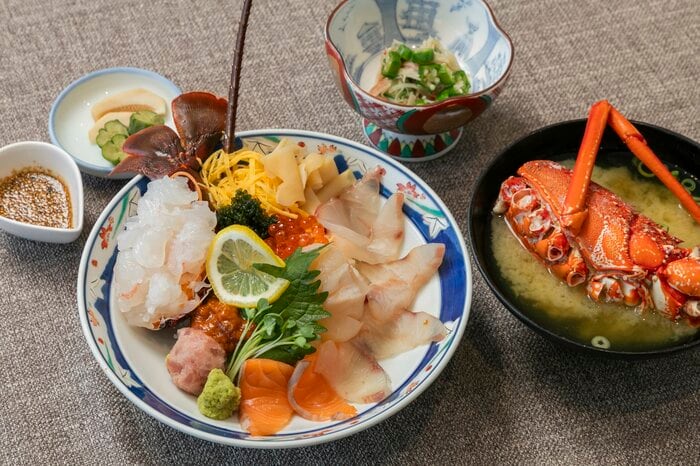 天海の城「御床島丼」は6000円(税込)