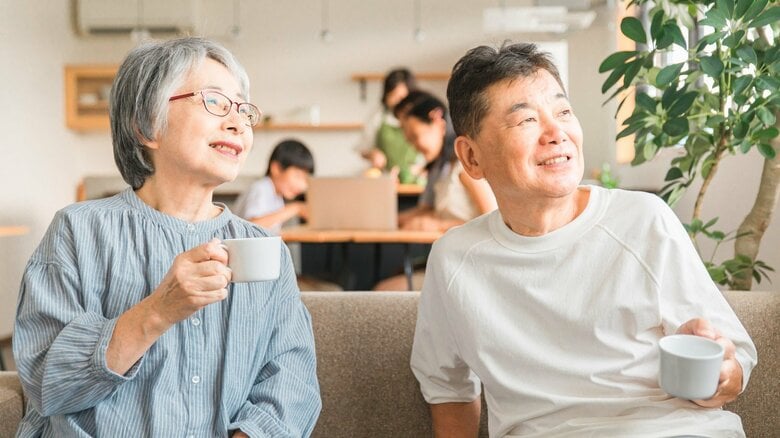 自分の親が「もしかして認知症かも…？」と思ったら。家族が早めにしておきたいことの手順と頼りにしたい相談先｜FNNプライムオンライン