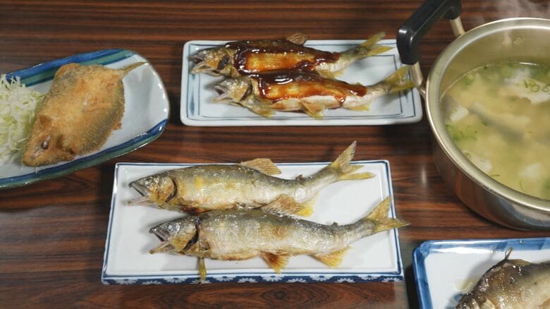 明治からの味を守る…老舗アユ料理店を継承したのは“イチゴ農家” 前オーナーが認めた「覚えようという気力」｜FNNプライムオンライン