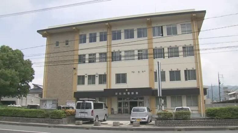 パトカーの追跡を受けた原付バイク転倒 運転の無職の少年(17) 鎖骨折る大けが 広島市安佐南区の市道｜FNNプライムオンライン