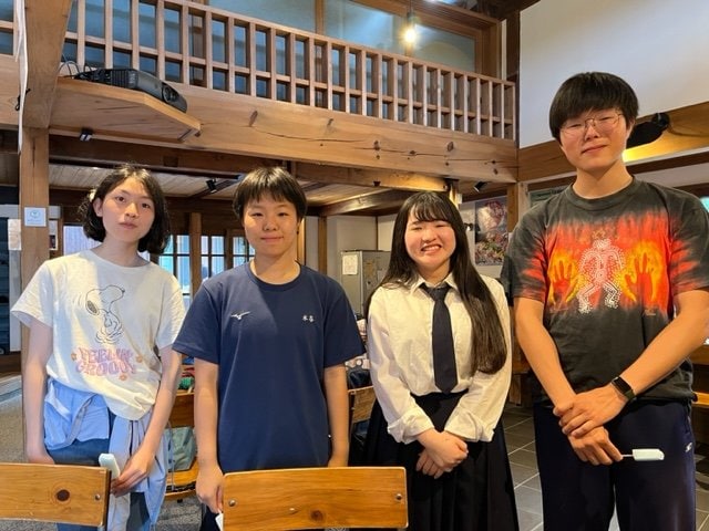 右から五十島さん、岡さん、水谷さん、樋口さん