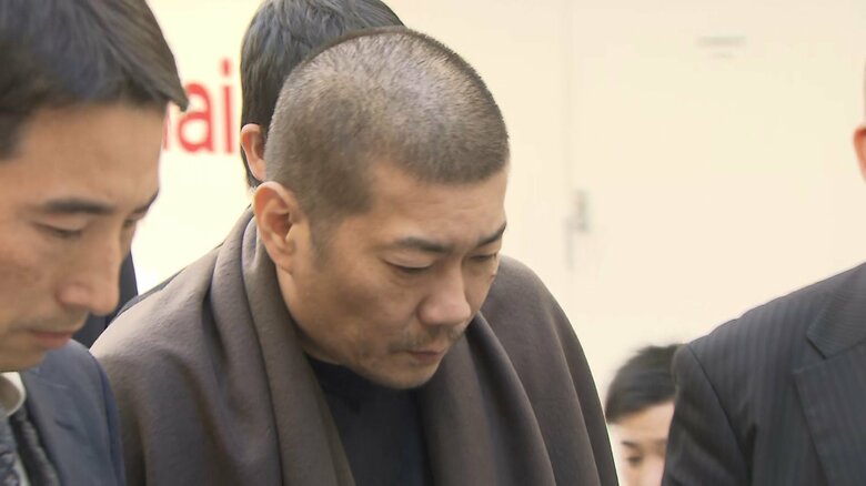移送される福原敬済容疑者　26日