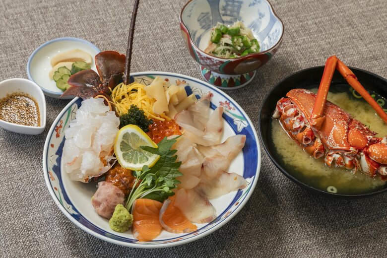 天海の城「御床島丼」は6000円（税込）