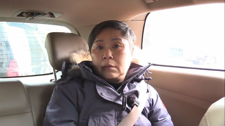 時折涙ぐみながらも、しっかり前をむいて語る姿が印象的だった（1月18日）