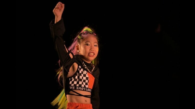 発病前、ステージでダンスパフォーマンスをする好乃ちゃん