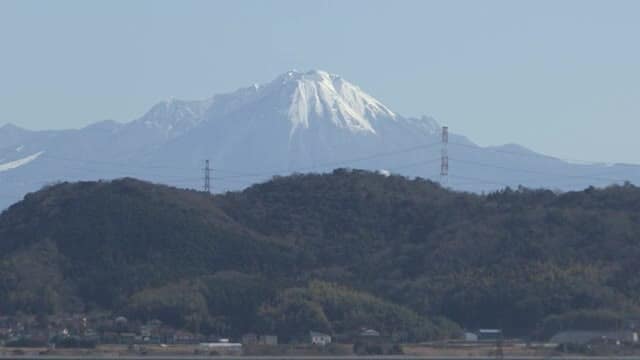出雲などで氷点下の寒さ…平地で霜　小春日和から天気下り坂　26日から27日にかけて平地でも雪予想
