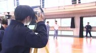 建設業の魅力を知る体験学習　中学生が最新機器に触れ「測量」学ぶ　岩手県盛岡市