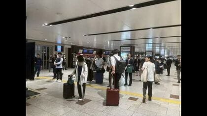 東北新幹線　東京～仙台駅間は午前９時ごろ運転再開の見込み　人身事故で一時運転見合わせ