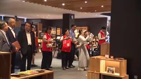 図書館整備の参考に　台湾の自治体のトップが都城市の図書館を視察