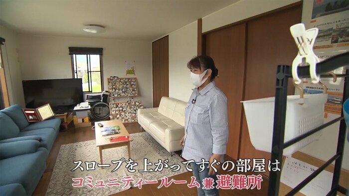 避難した時に必要な物を備蓄しているコミュニティルーム兼避難所