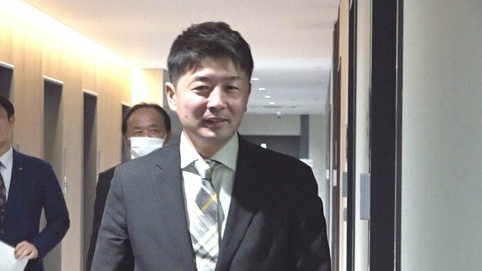 自民党県連に公認願いを提出