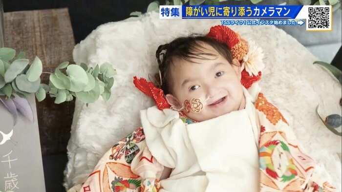 自宅で七五三の撮影中に見せた表情