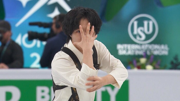 フリー「進撃の巨人」を披露する三浦(2024年世界選手権)
