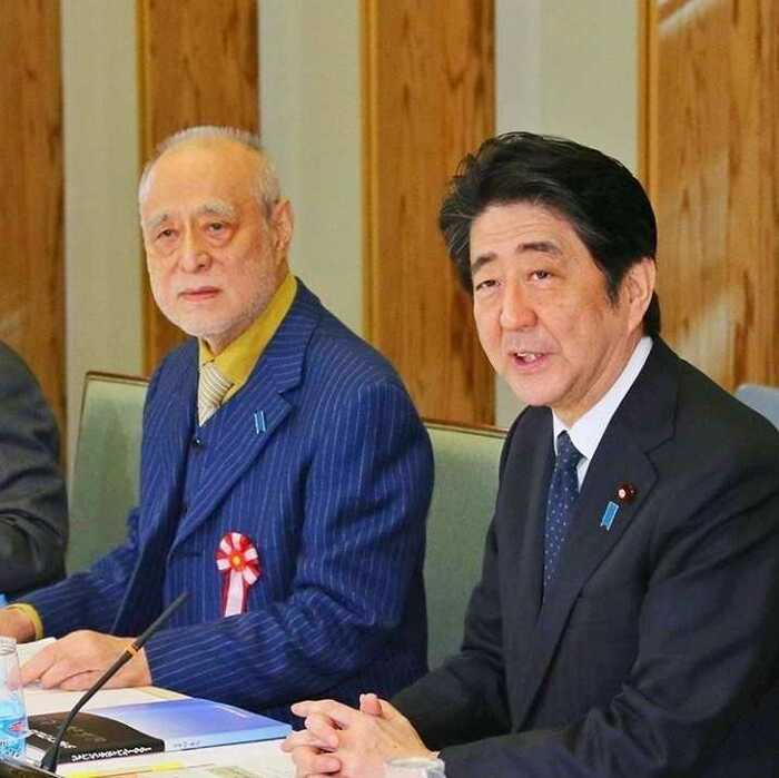 津川さんは、2012年、安倍首相の再登板を求めた「民間人有志の会」の発起人だった。写真は首相インスタグラムより